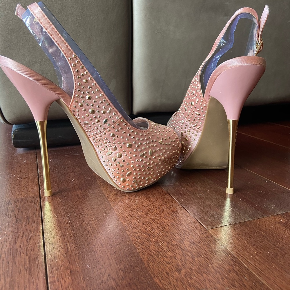Shoe Dazzle Blush with Gold Rhinestone Slingbacks - Picture 3 of 4